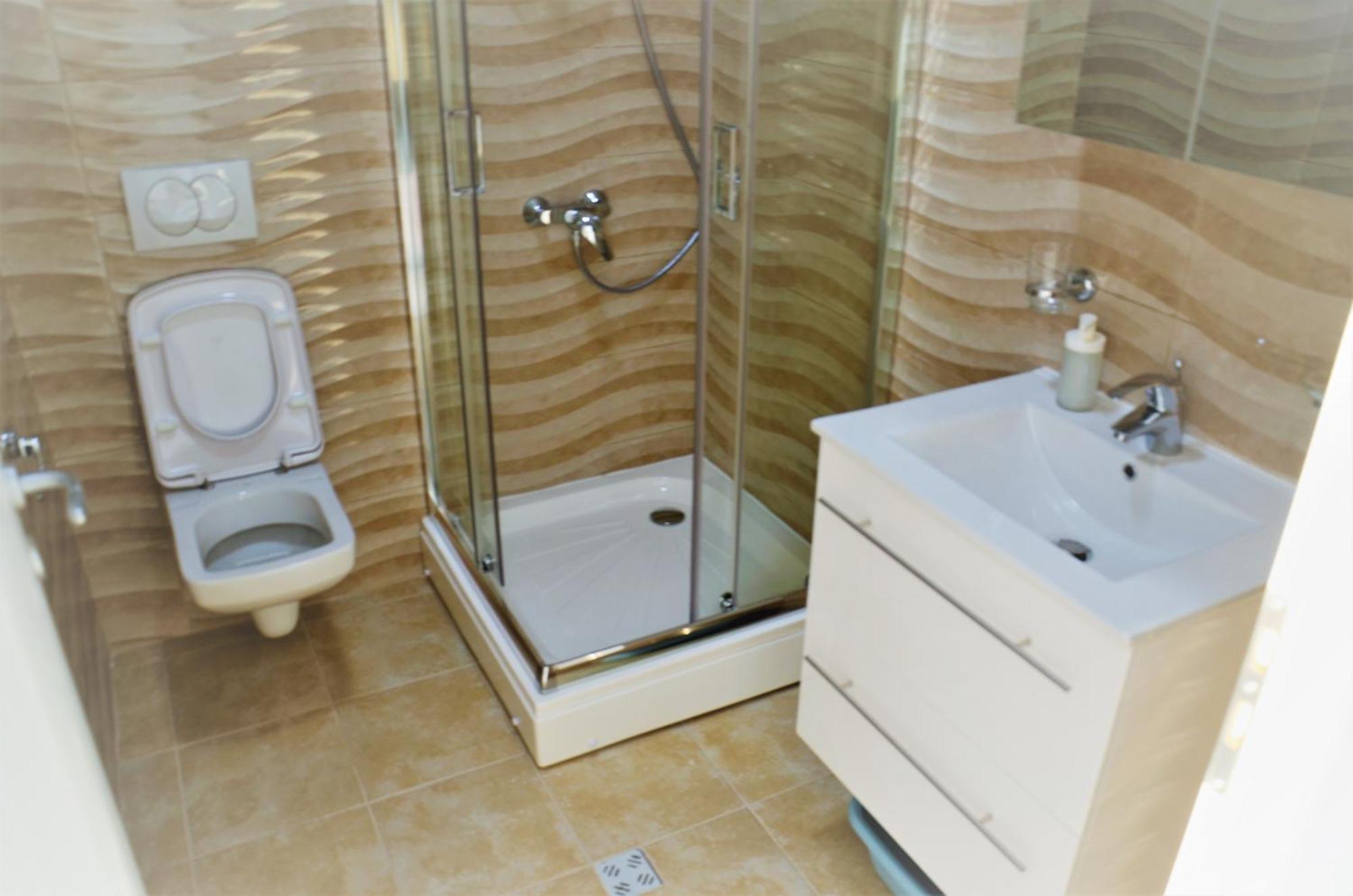 Apartmani Svetionik Budva Rom bilde
