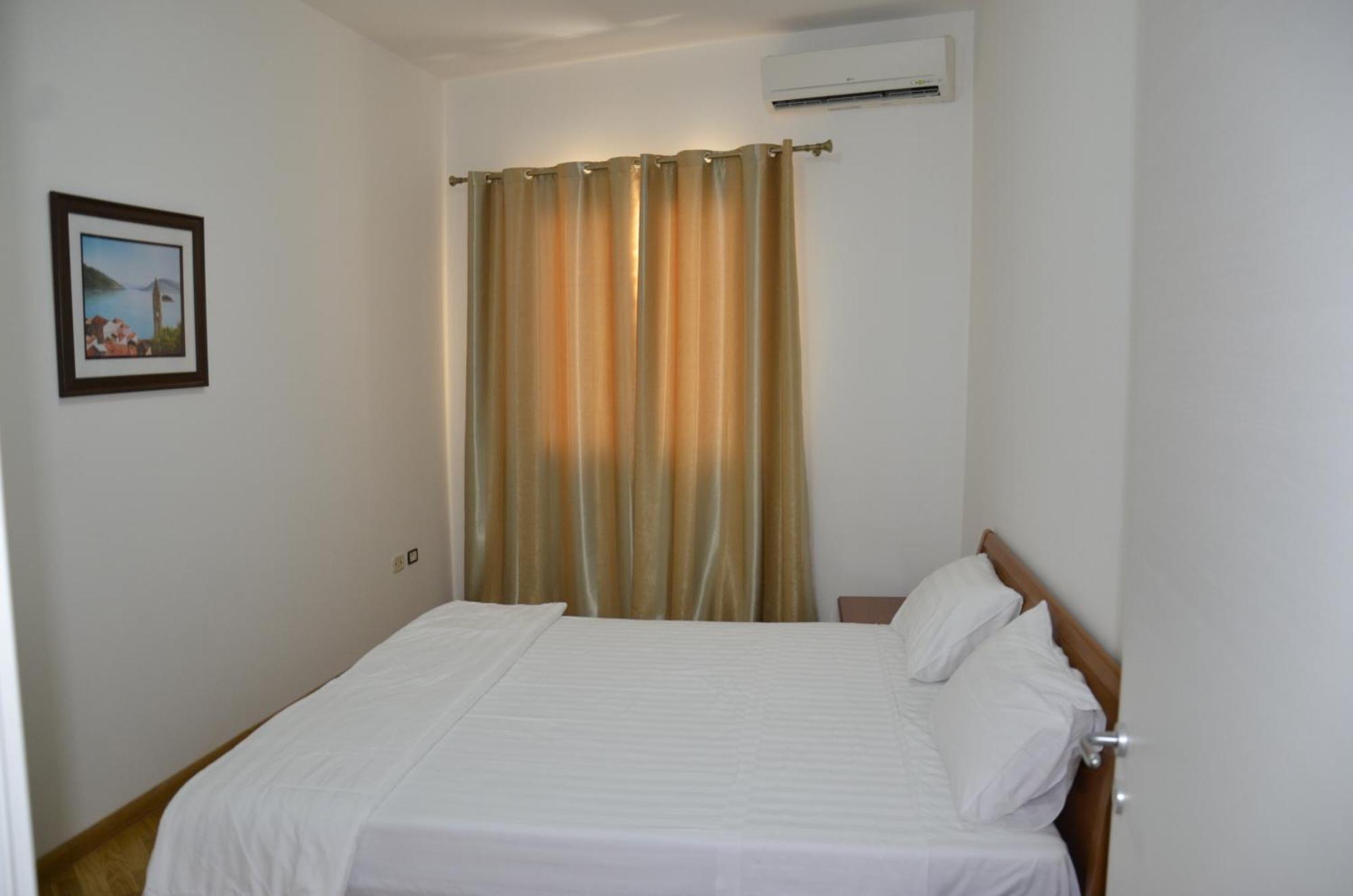 Apartmani Svetionik Budva Rom bilde