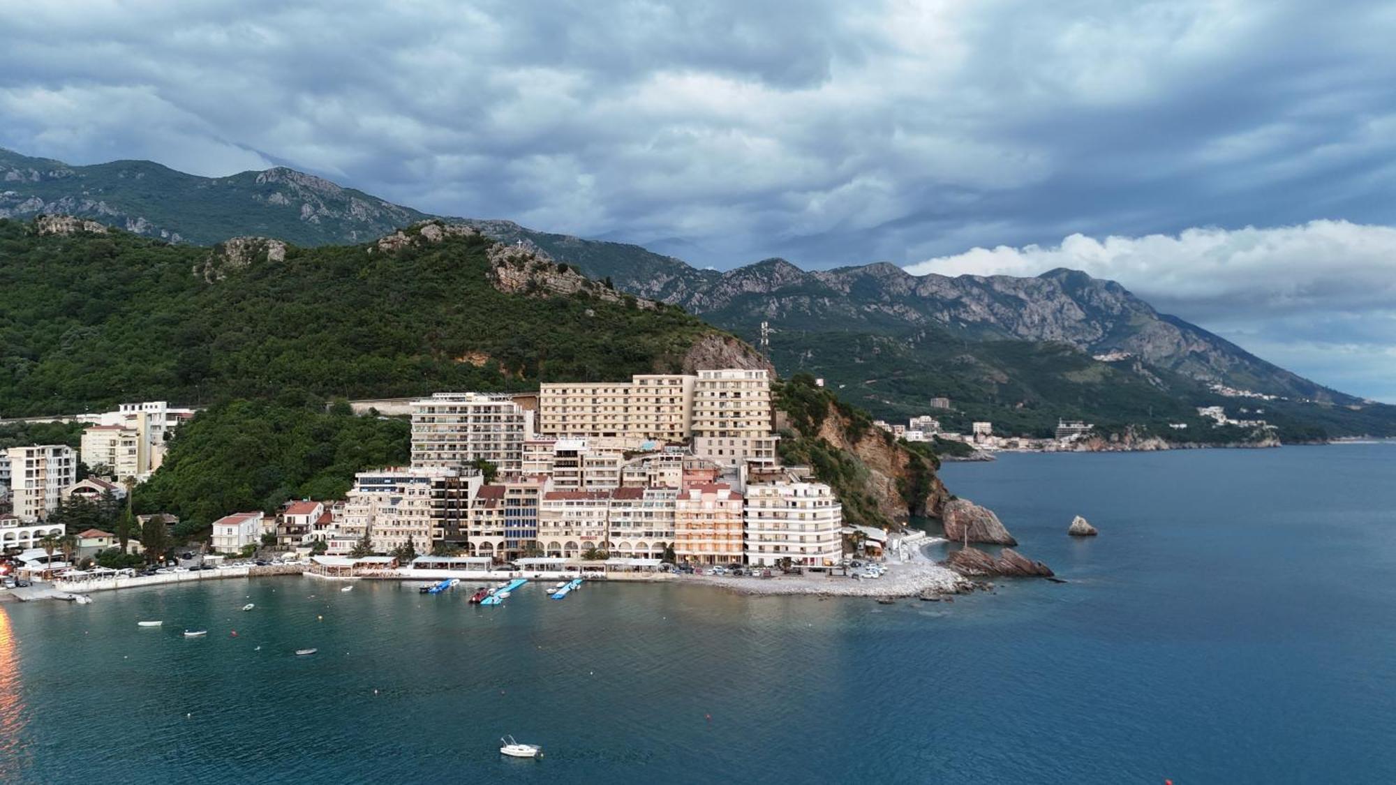 Apartmani Svetionik Budva Eksteriør bilde