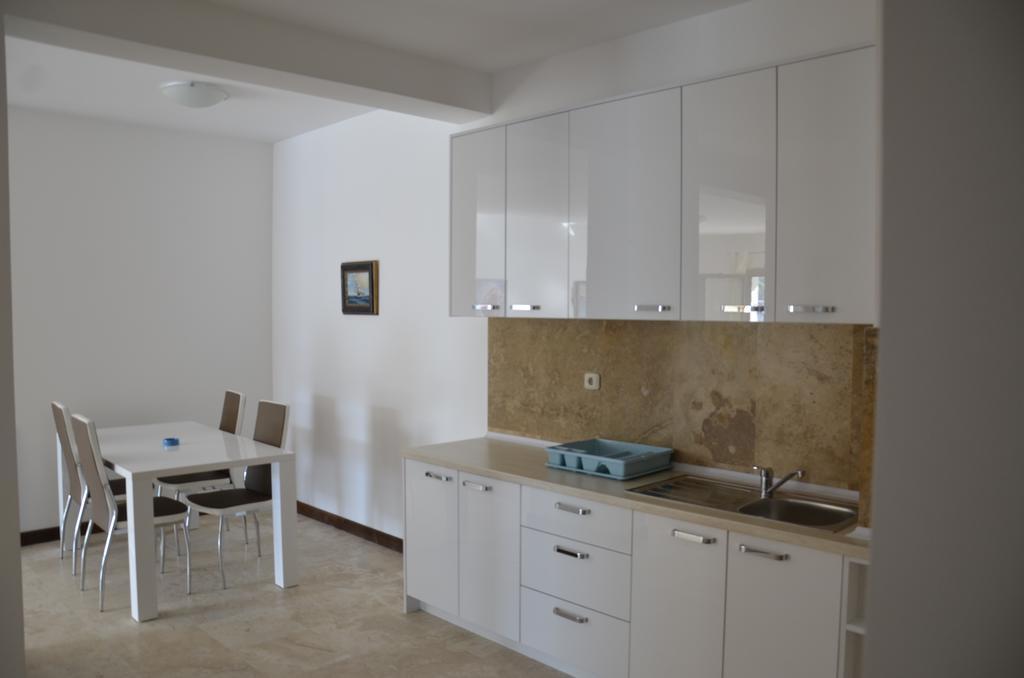 Apartmani Svetionik Budva Eksteriør bilde