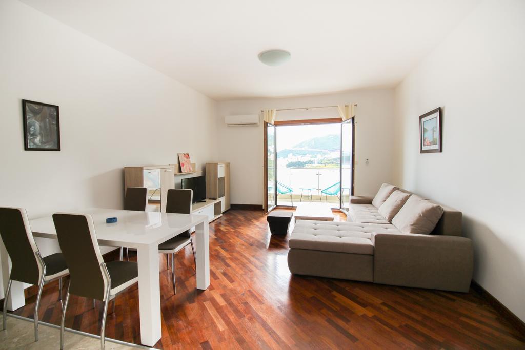 Apartmani Svetionik Budva Eksteriør bilde
