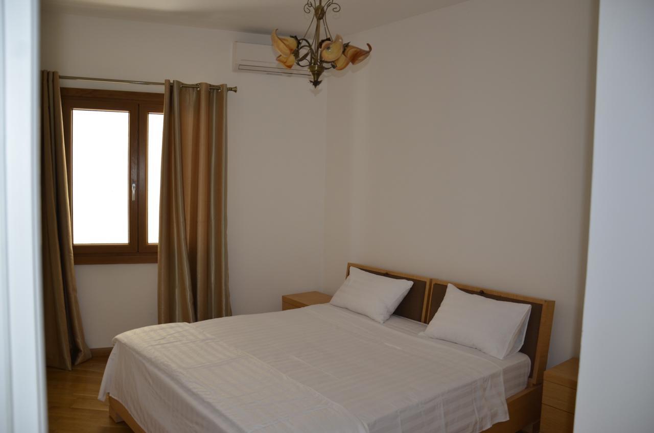 Apartmani Svetionik Budva Rom bilde