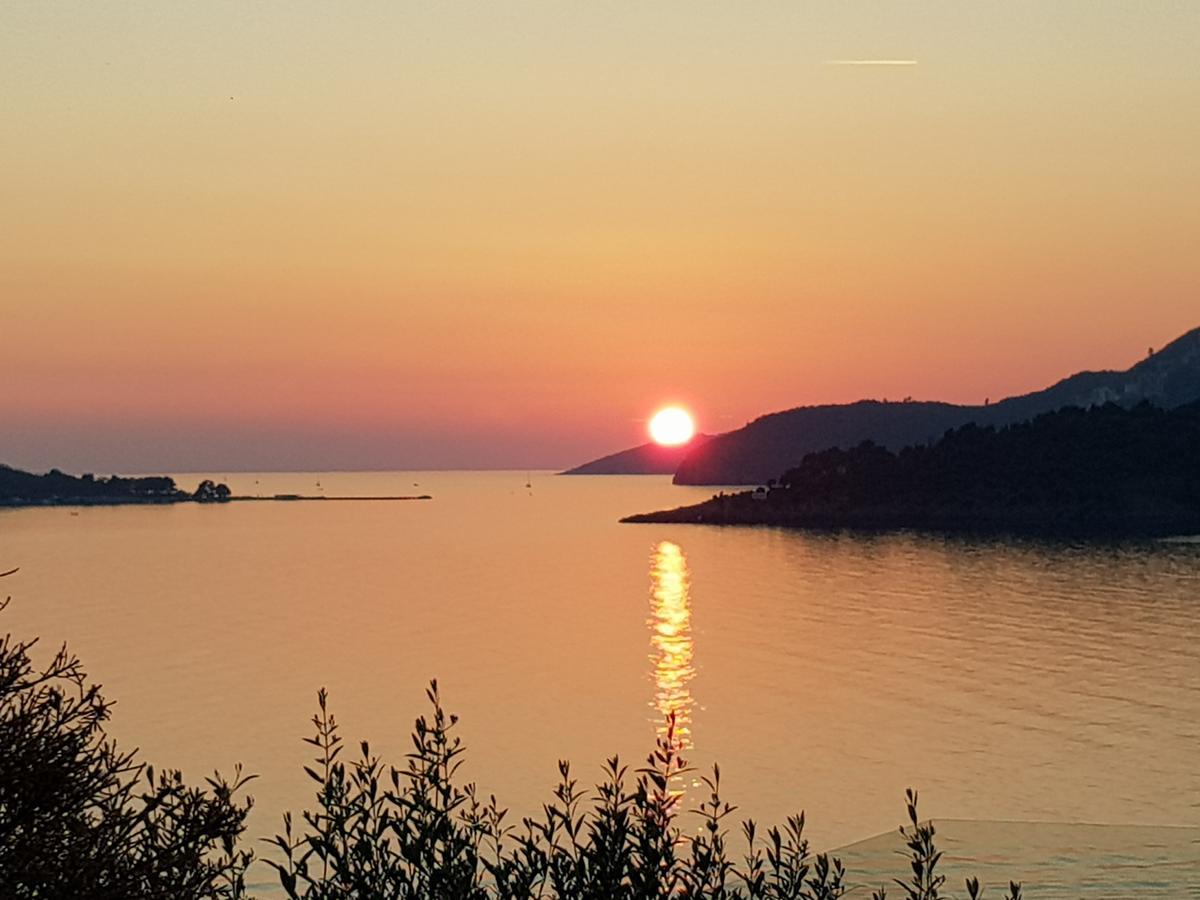 Apartmani Svetionik Budva Eksteriør bilde