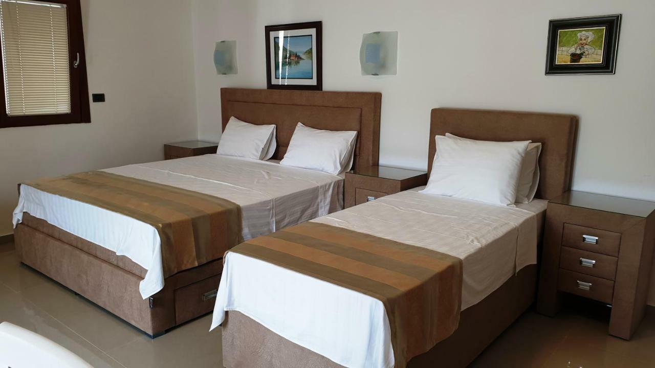 Apartmani Svetionik Budva Rom bilde